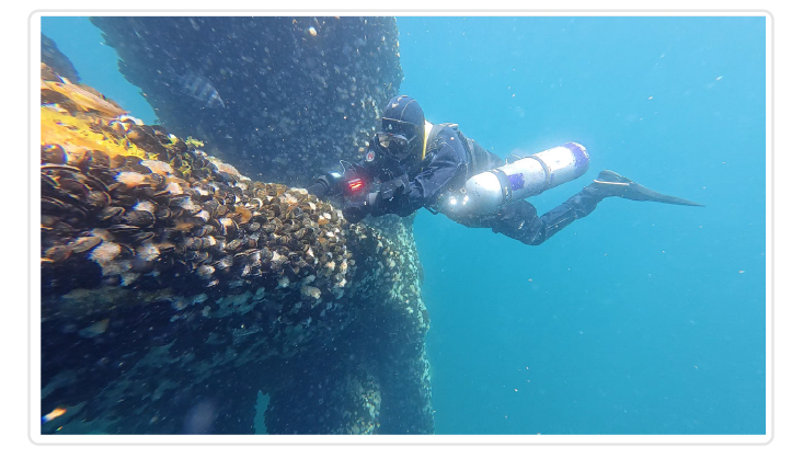 潛水員水下作業佩戴“水下定位導航終端”v1